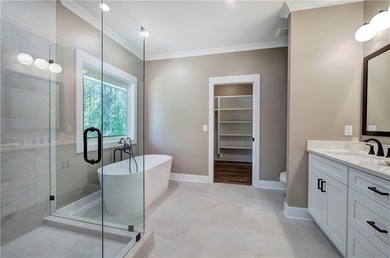 Welcome home to your gated retreat by the river! Luxury Living - photo 26