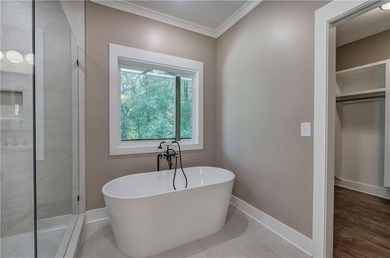 Welcome home to your gated retreat by the river! Luxury Living - photo 46