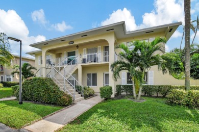 Lake Condo For Sale in Delray Beach, Florida