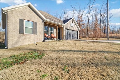 Lake Brittany Home For Sale in Bella Vista Arkansas