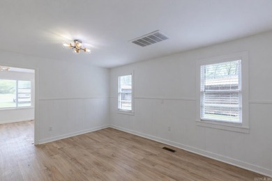 Completely remodeled lakefront home on Harris Brake Lake! This - photo 13