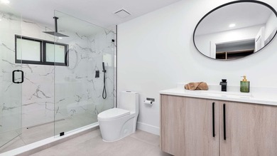 Beautifully renovated and completely move-in ready! This - photo 15