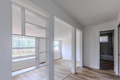 Completely remodeled lakefront home on Harris Brake Lake! This - photo 17