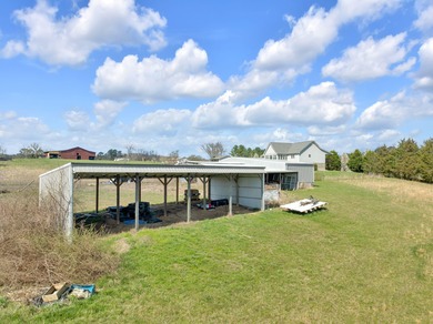 Nestled in the foothills of the beautiful East Tennessee - photo 18