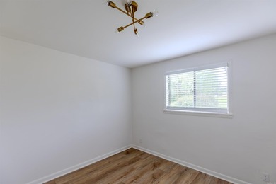 Completely remodeled lakefront home on Harris Brake Lake! This - photo 25