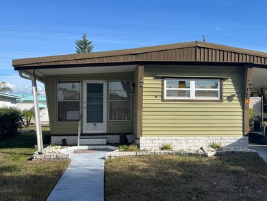 Lake Haven Home For Sale in Dunedin Florida