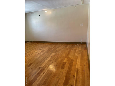 Baydale Co-Op. Renovated 1 Bedroom. Close to Shops, Bus, LIRR - photo 5