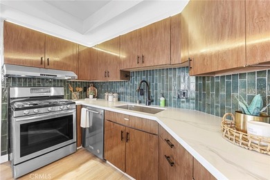 Your Ideal Updated Mid-Century Condo in the Heart of Orange - photo 7