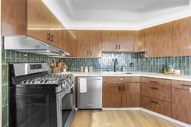 Your Ideal Updated Mid-Century Condo in the Heart of Orange - photo 8