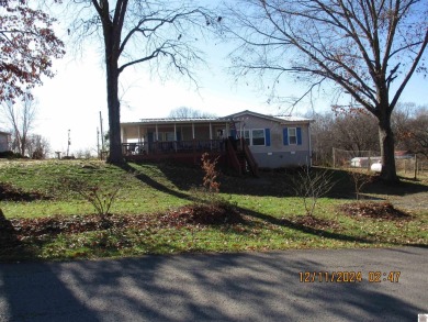 Lake Home For Sale in Cadiz, Kentucky