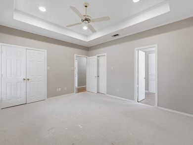 Nestled on over a third of an acre in a quiet cul-de-sac, this - photo 20