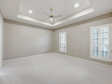 Nestled on over a third of an acre in a quiet cul-de-sac, this - photo 21