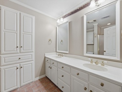 Nestled on over a third of an acre in a quiet cul-de-sac, this - photo 23