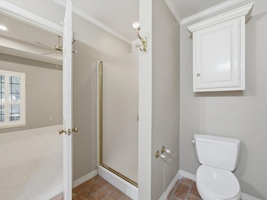 Nestled on over a third of an acre in a quiet cul-de-sac, this - photo 24