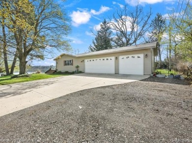 Lake Home For Sale in Howell, Michigan