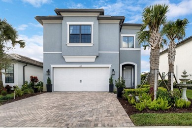Enjoy resort-style living in Oak Tree, a premier gated community - photo 1