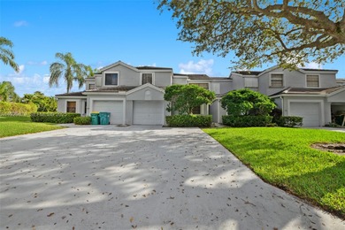 Lake Townhome/Townhouse For Sale in Tamarac, Florida