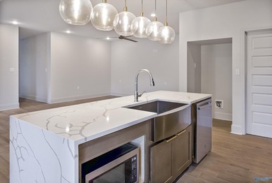 Waterfront Property in RBC! Completely Renovated, Almost new! - photo 13