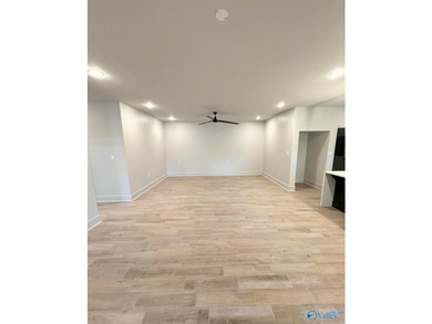 Waterfront Property in RBC! Completely Renovated, Almost new! - photo 14