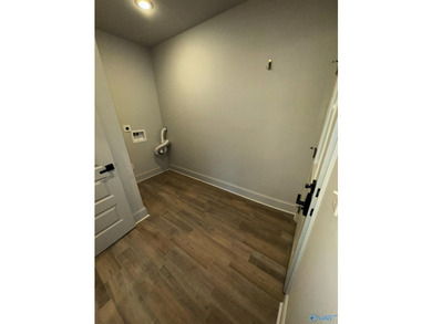 Waterfront Property in RBC! Completely Renovated, Almost new! - photo 18
