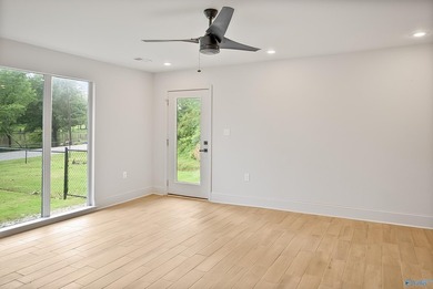 Waterfront Property in RBC! Completely Renovated, Almost new! - photo 23
