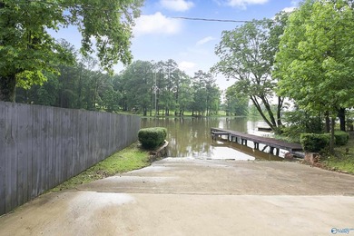 Waterfront Property in RBC! Completely Renovated, Almost new! - photo 32