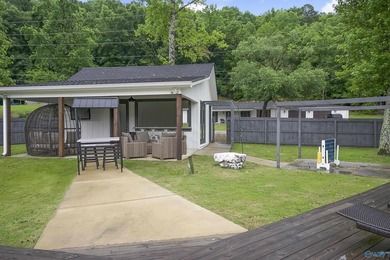 Waterfront Property in RBC! Completely Renovated, Almost new! - photo 34