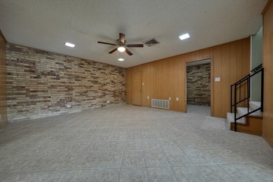 Sitting on the water in Hideaway Lake, this spacious 4-bedroom - photo 34
