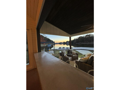 Waterfront Property in RBC! Completely Renovated, Almost new! - photo 39