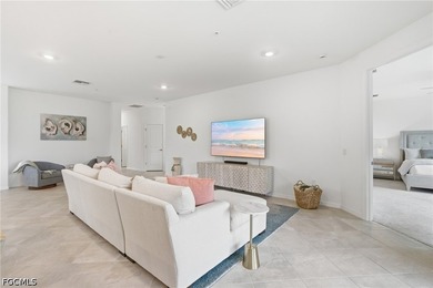 Privacy, breathtaking sunsets, and resort-style living come - photo 8