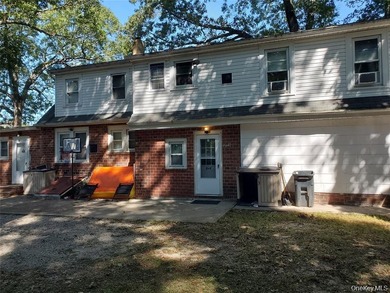 A great Investment Opportunity in Suffolk County. A rare, Legal - photo 2