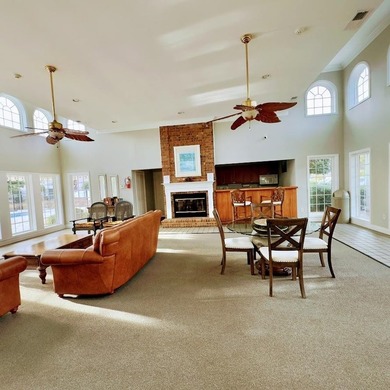 LOCATION, LOCATION, LOCATION. Welcome to this long-term rent - photo 26