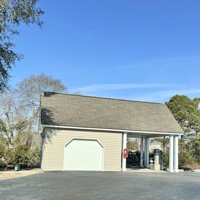 LOCATION, LOCATION, LOCATION. Welcome to this long-term rent - photo 31