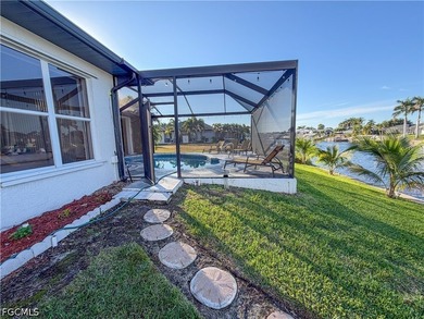SW Cape Coral GULF ACCESS POOL Home. FULLY REMODELED 2179 sqft,3 - photo 9