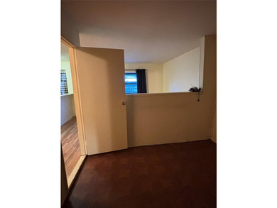Welcome to this charming and cozy 1 bed, 1 bath apartment - photo 5