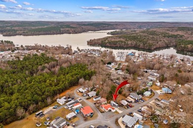Escape to effortless lakeside living with this beautifully - photo 4