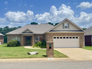 Come see this beautiful, move-in ready, one level home in the - photo 1