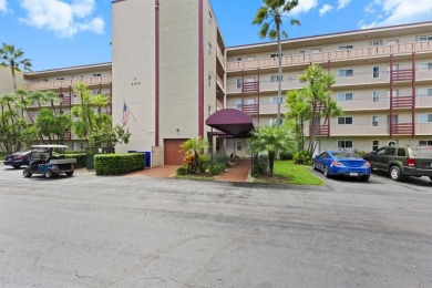 Lake Condo For Sale in Pompano Beach, Florida