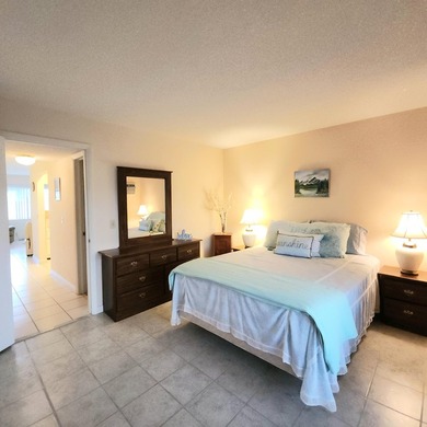 Great value for this sparkling professional cleaned condo. Walk - photo 12