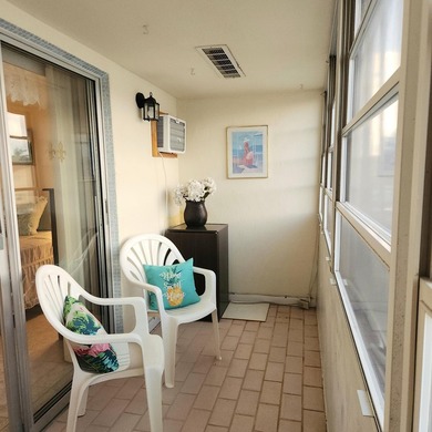 Great value for this sparkling professional cleaned condo. Walk - photo 19