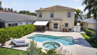 Isles at Wellington Lakes Home For Sale in Wellington Florida