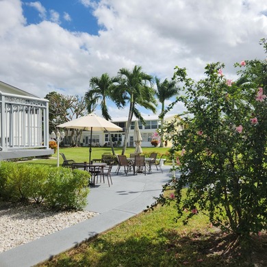 Great value for this sparkling professional cleaned condo. Walk - photo 23