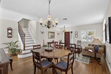 Beautiful 4BR/2.5BA pool home located on a quiet cul-de-sac in - photo 8
