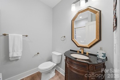 Custom home in a gated community, offering access to lake - photo 31