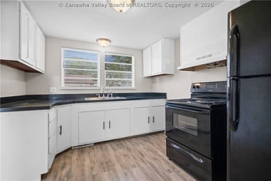 TWO FOR ONE! Check out these two homes totaling 5 bedrooms and 3 - photo 36