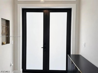 Welcome to a home that truly feels brand new! This beautifully - photo 2