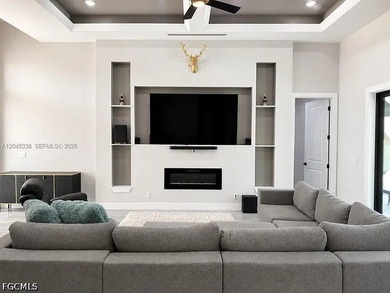 Welcome to a home that truly feels brand new! This beautifully - photo 4