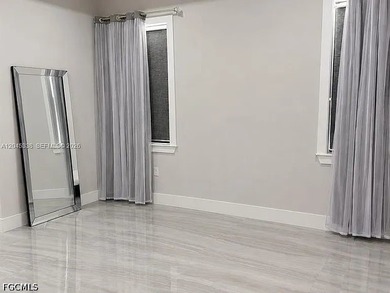 Welcome to a home that truly feels brand new! This beautifully - photo 9