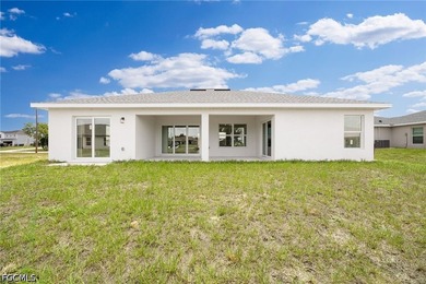 This brand new construction house is ready for you to make it a - photo 5