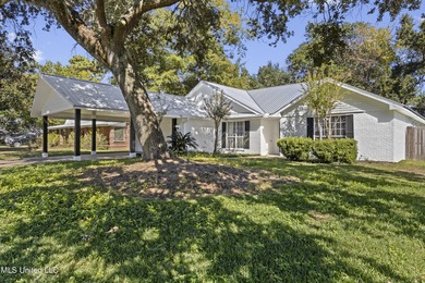 Old Fort Bayou Coastal Preserve Home For Sale in Ocean Springs Mississippi
